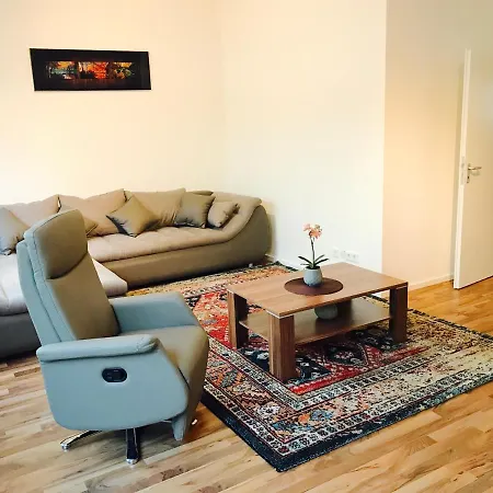 Deluxe In Hearth Of Downtown