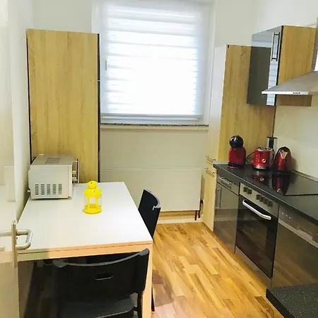 Deluxe In Hearth Of Downtown Apartment *