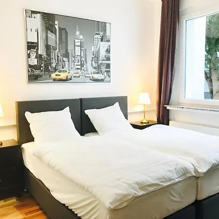 Deluxe In Hearth Of Downtown Dusseldorf